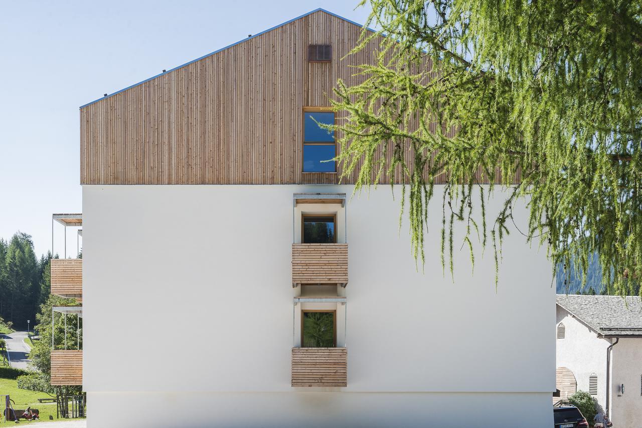 Zum Hirschen Boutique Hotel Val Di Non أونسيري لِييبي فراوْ إيم المظهر الخارجي الصورة